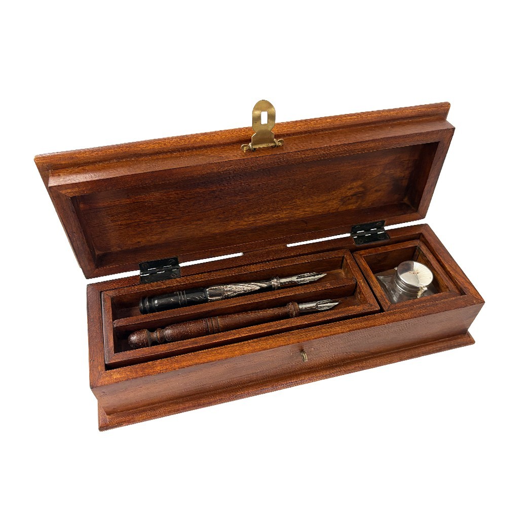 Antique Reproduction Colonial Writing Pen Box with Inkwell and Accessories Antique Reproduction Colonial Writing Pen Box with Inkwell and Accessories