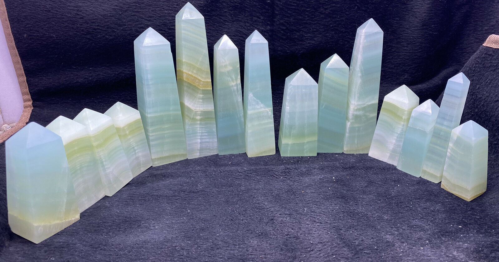 Green Pistachio Calcite Towers obelisk top Quality 15 PCs 3KG lot crystals lot Green Pistachio Calcite Towers obelisk top Quality 15 PCs 3KG lot crystals lot