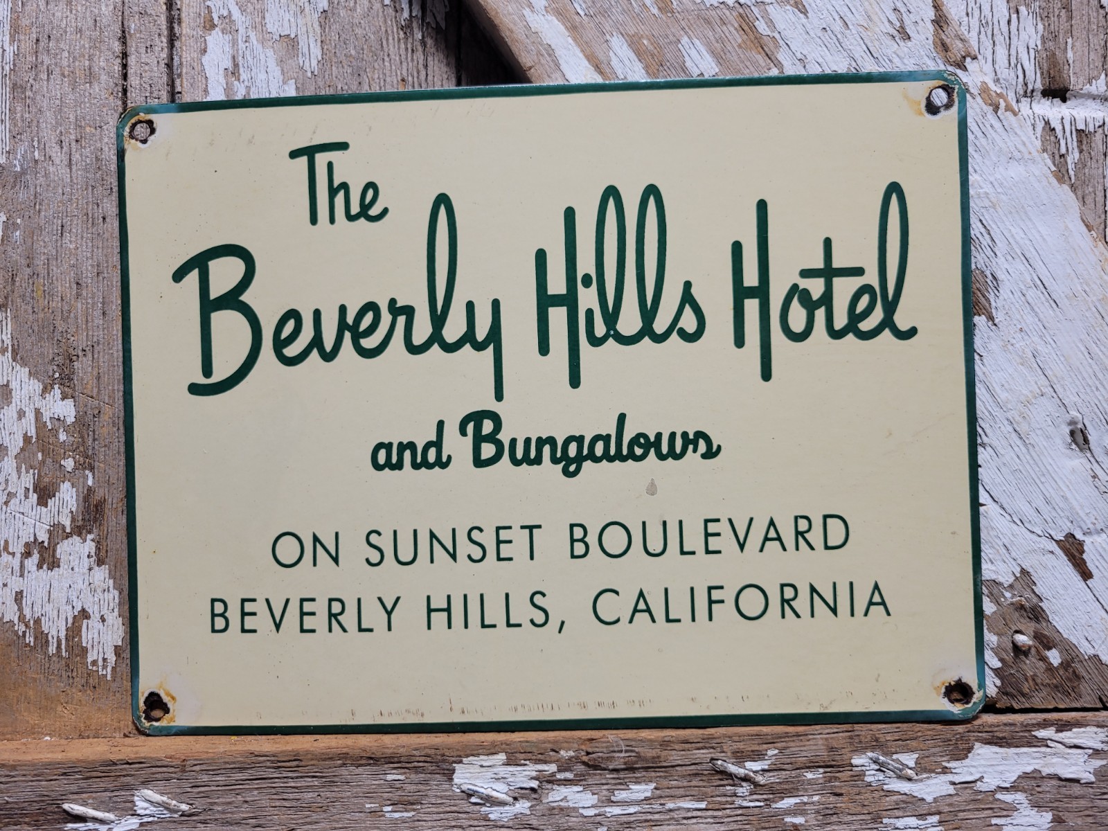 VINTAGE BEVERLY HILLS HOTEL PORCELAIN SIGN OLD SUNSET BOULEVARD CALIFORNIA MOTEL VINTAGE BEVERLY HILLS HOTEL PORCELAIN SIGN OLD SUNSET BOULEVARD CALIFORNIA MOTEL