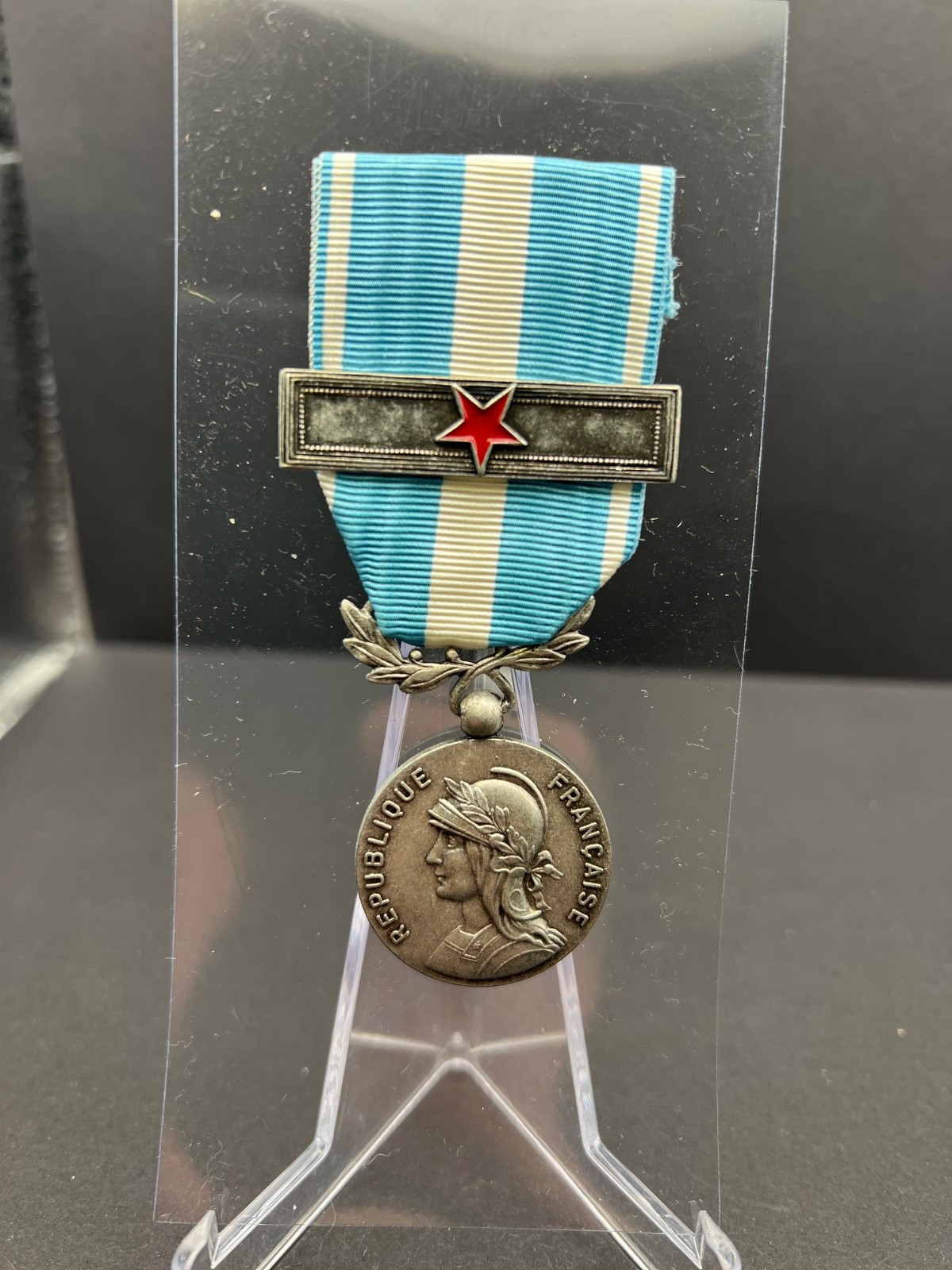 France Medaille d'Outre-Mer Overseas Service Medal Red Star Clasp France Medaille d'Outre-Mer Overseas Service Medal Red Star Clasp