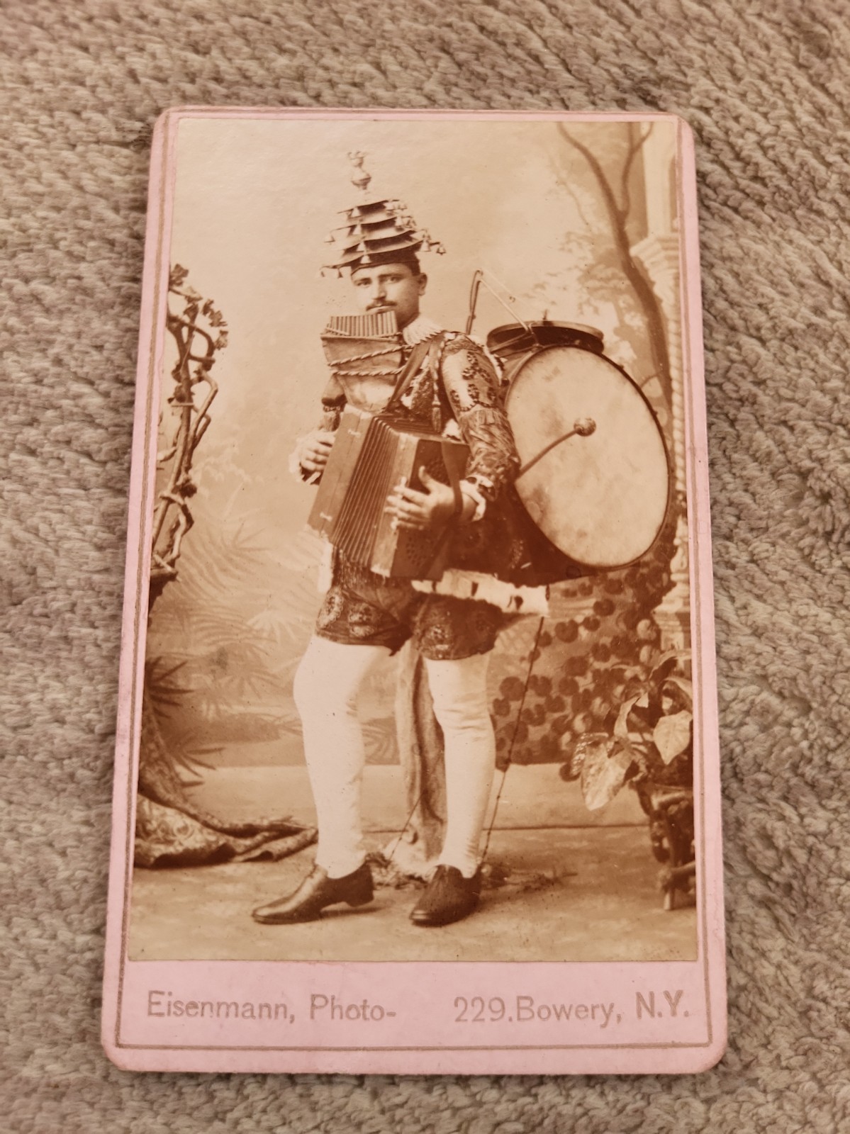 1800's Cabinet Card "One Man Band" Photograph Charles Eisenmann Bowery, NY Vtg 1800's Cabinet Card "One Man Band" Photograph Charles Eisenmann Bowery, NY Vtg