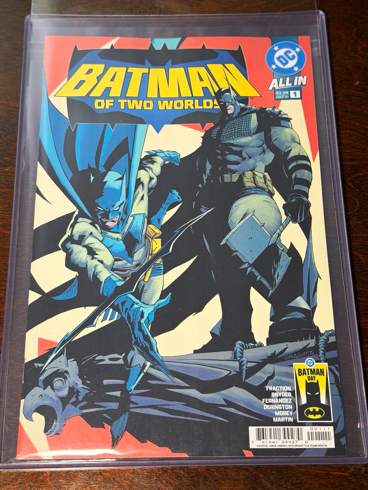 FREE SHIPPING DC Batman of Two Worlds #1 Batman Day FirstPrinting Exclusive FREE SHIPPING DC Batman of Two Worlds #1 Batman Day FirstPrinting Exclusive