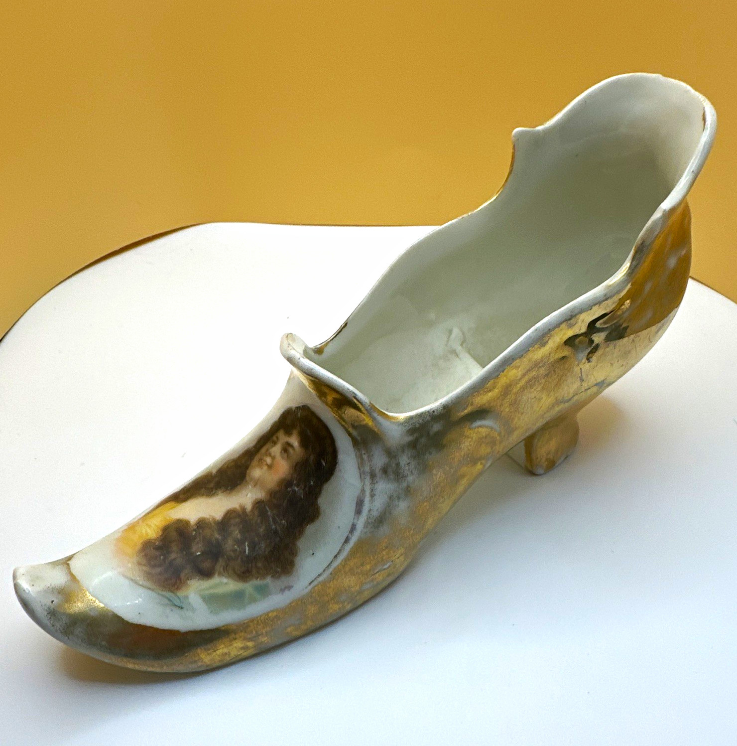 Vintage Hand Painted Porcelain Slipper Shoe Trinket Dish w/ Portrait, White/Gold Vintage Hand Painted Porcelain Slipper Shoe Trinket Dish w/ Portrait, White/Gold