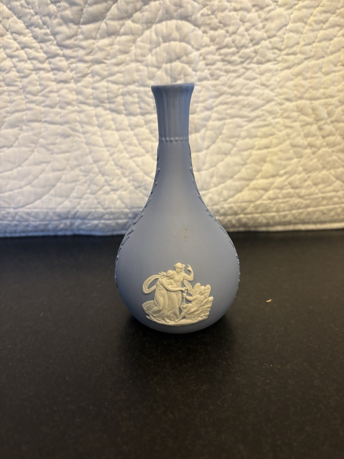 Wedge wood Mullingar Pewter Blue Jasperware Style Bud Vase – Neoclassical Relief Wedge wood Mullingar Pewter Blue Jasperware Style Bud Vase – Neoclassical Relief