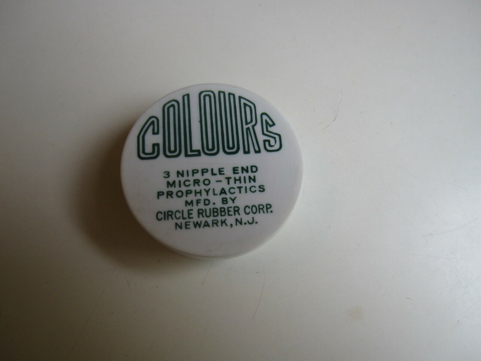 Vintage Circle Rubber Corp. GREEN COLOURS Prophylactic Condom  BIS