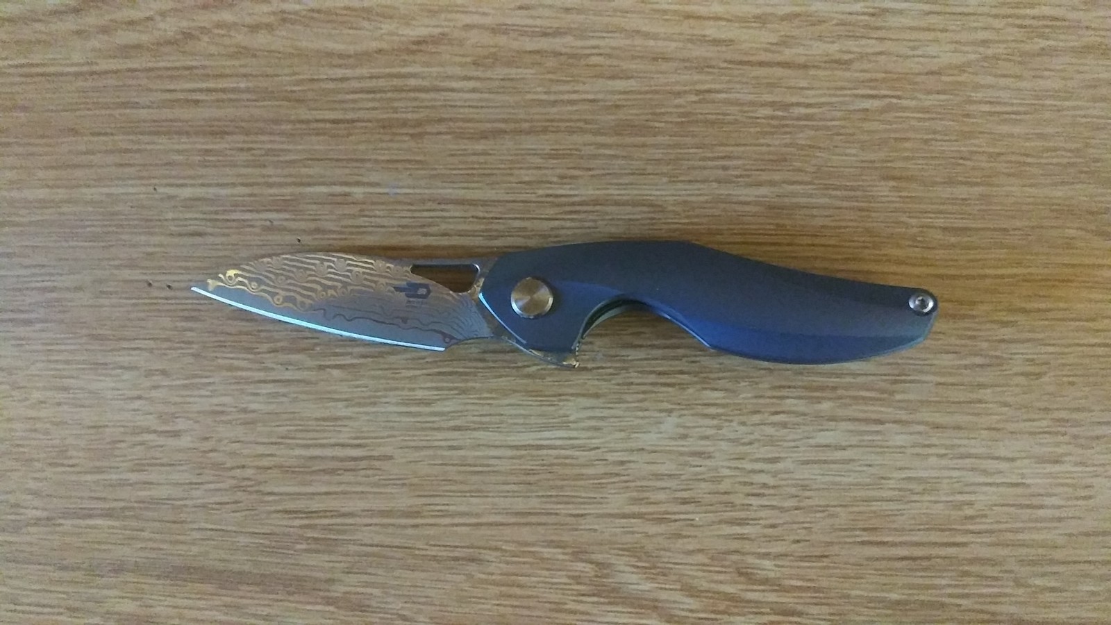 Bestech Knives The Reticulan Blue Titanium Folding Knife T1810H Isham