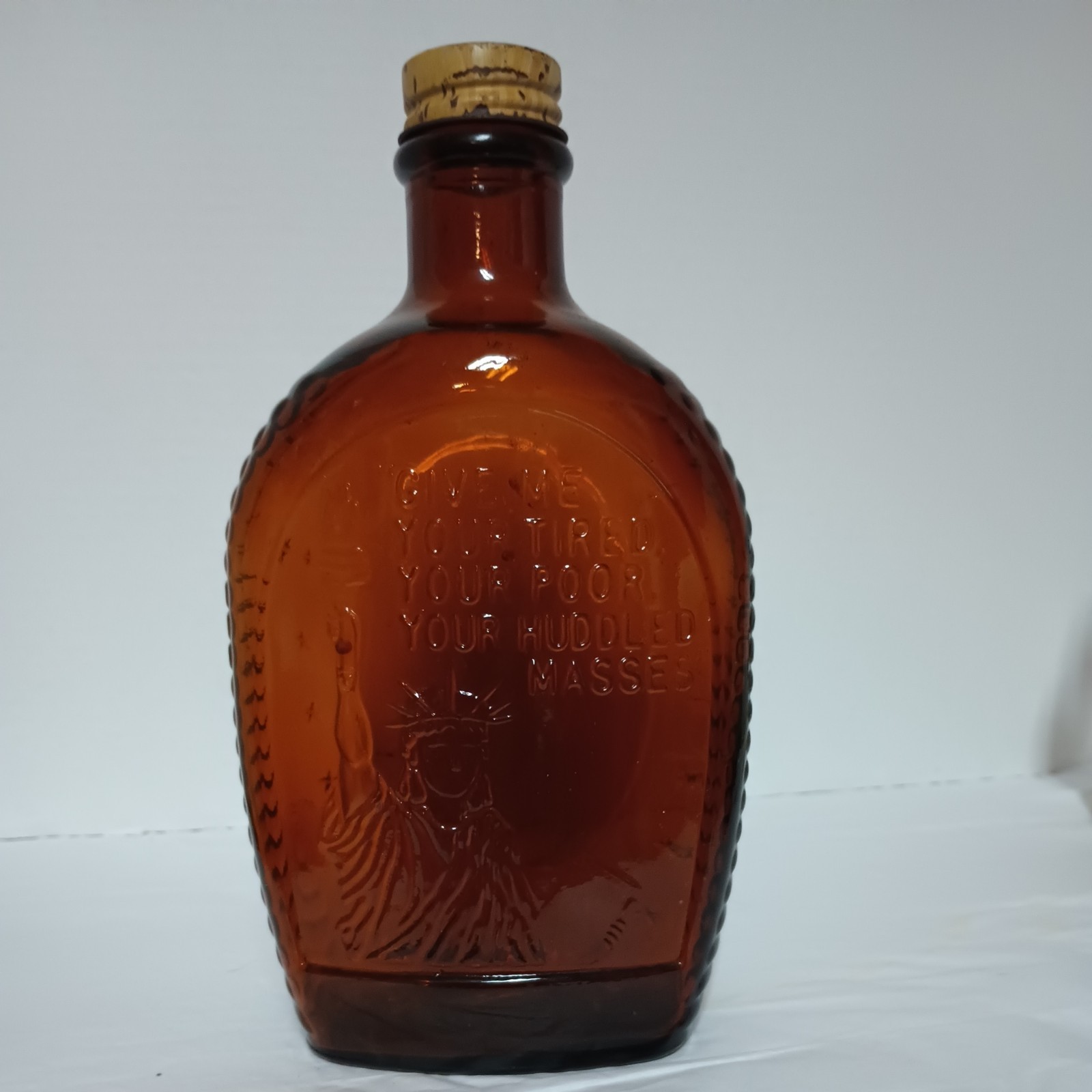 Vintage Log Cabin Syrup Bicentennial Bottle Amber Glass 1776 Statue Of Liberty Vintage Log Cabin Syrup Bicentennial Bottle Amber Glass 1776 Statue Of Liberty