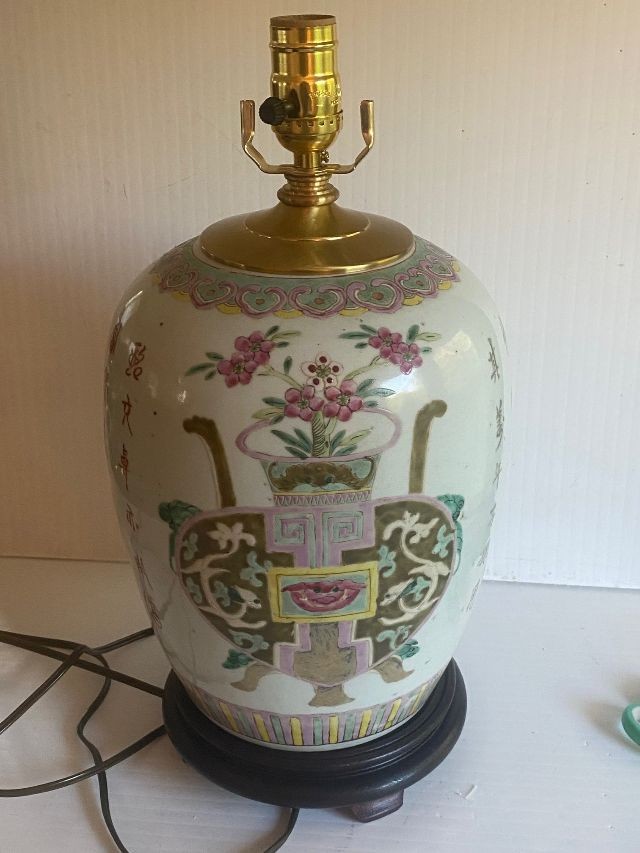 Antique Chinese Lamp Vase Republic Famille Rose Precious Objects Large Size Antique Chinese Lamp Vase Republic Famille Rose Precious Objects Large Size