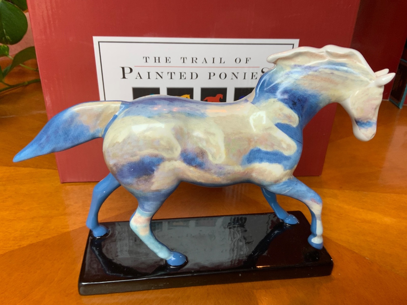 Trail of Painted Ponies HEAVENLY PONY - Horses in the clouds. MINT New in box. Trail of Painted Ponies HEAVENLY PONY - Horses in the clouds. MINT New in box.