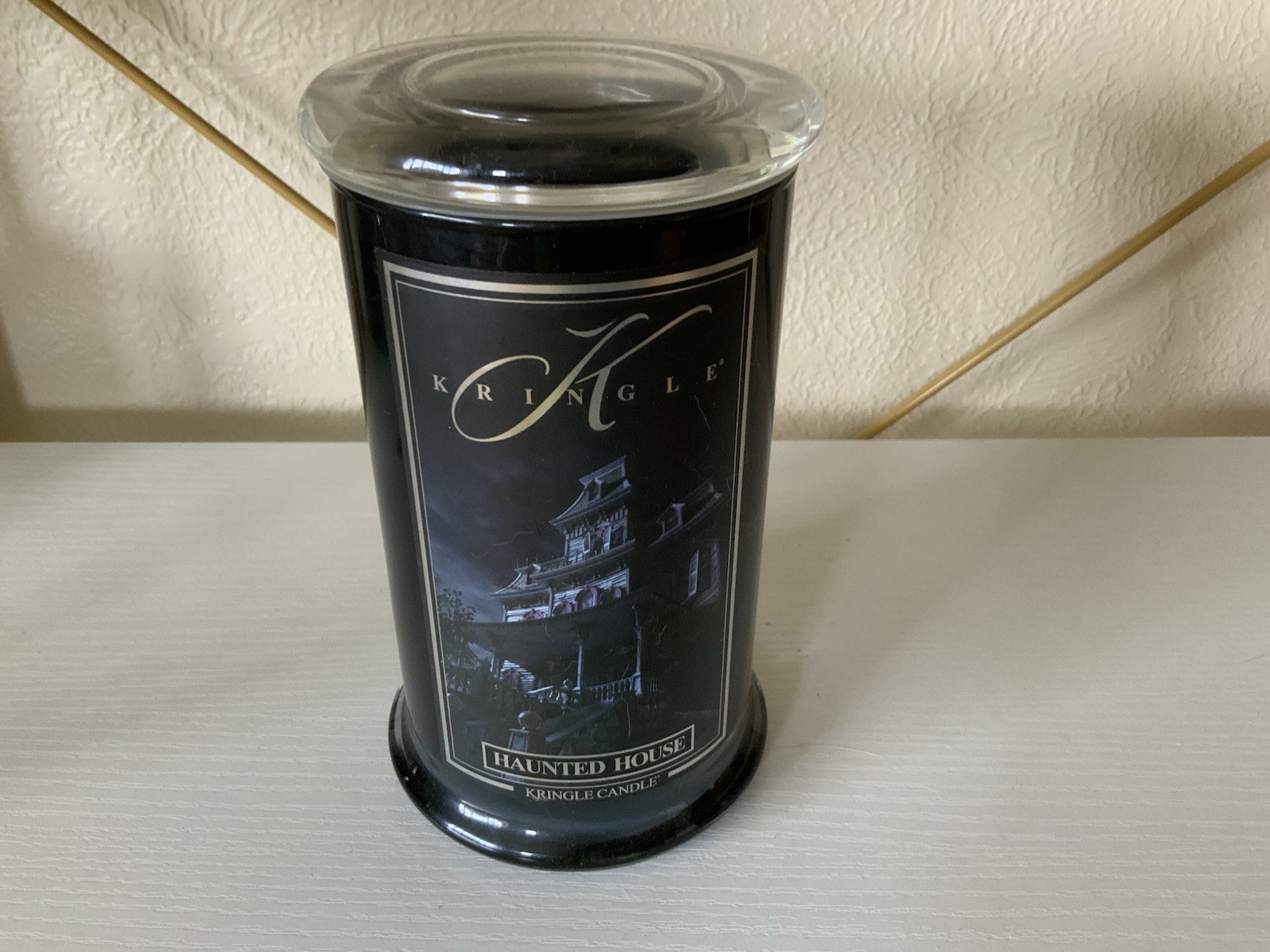 Kringle Candle Halloween Haunted Hallows Lim. Ed. Used Kringle Candle Halloween Haunted Hallows Lim. Ed. Used