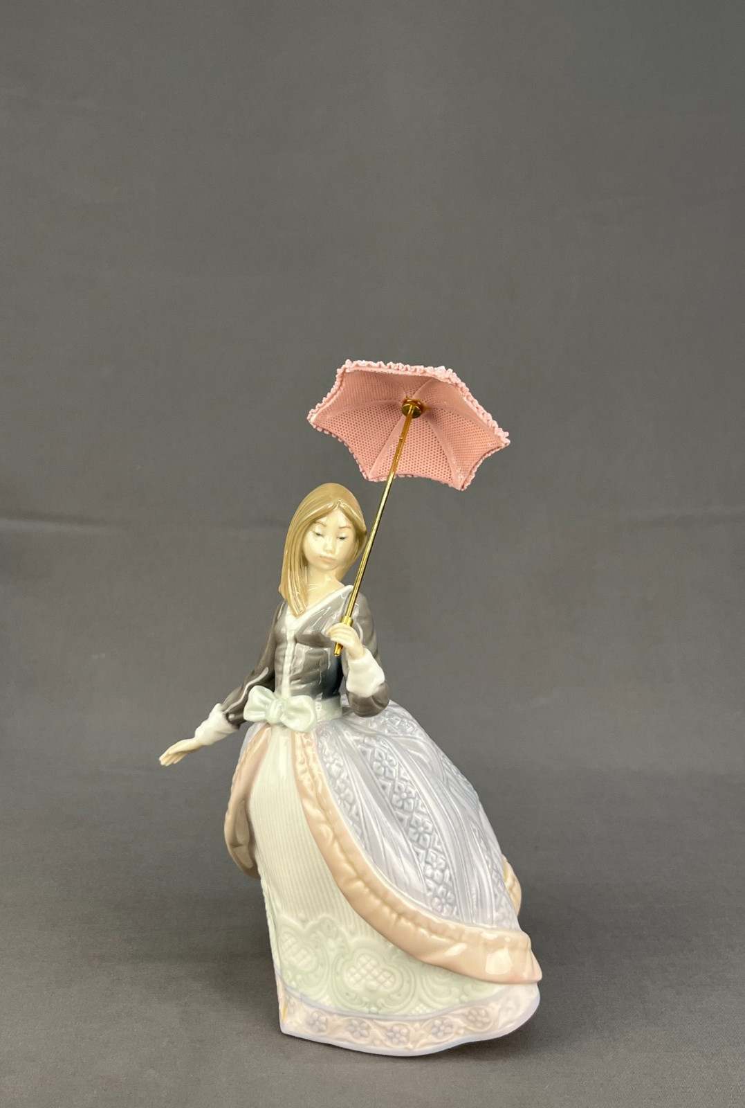 1983 Lladro 9" Figurine # 5211 Angela Girl W/ Parasol Umbrella Retired; Mint 1983 Lladro 9" Figurine # 5211 Angela Girl W/ Parasol Umbrella Retired; Mint