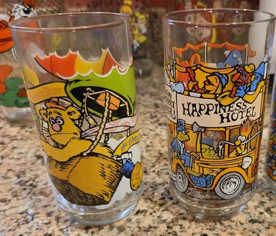 Vintage 1981 McDonalds The Great Muppet Caper 16 oz. Glass , pick one