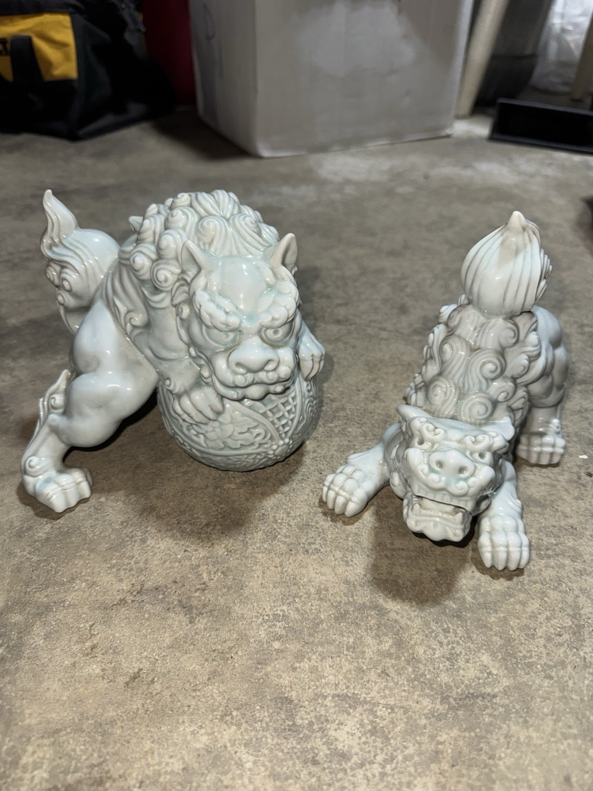 Vintage Pair Celadon Foo Dogs Figurines Andrea Sadek Porcelain Lions 5.5" Tall Vintage Pair Celadon Foo Dogs Figurines Andrea Sadek Porcelain Lions 5.5" Tall