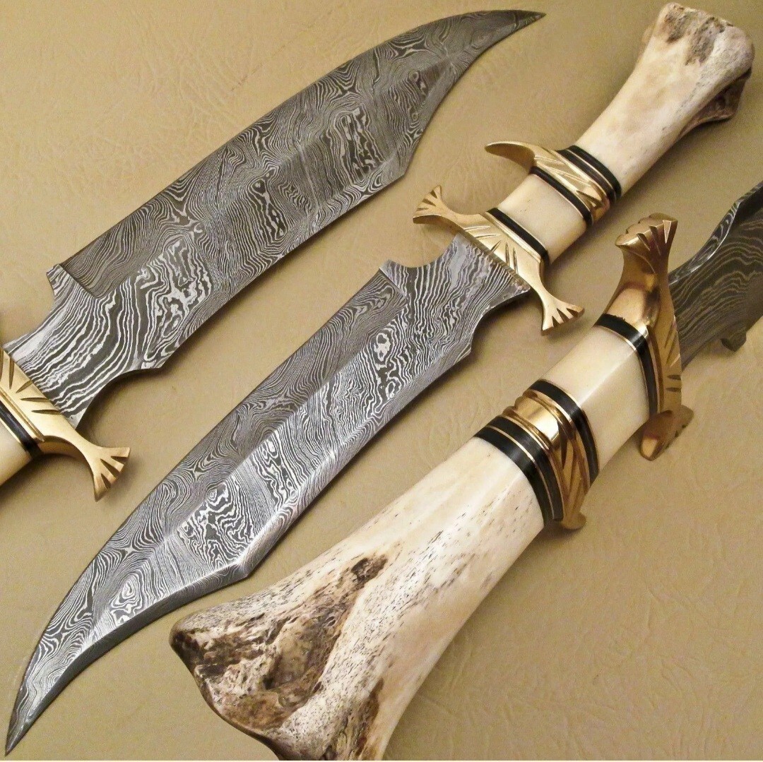 BEAUTIFUL CUSTOM HAND MADE DAMASCUS STEEL HUNTING BOWIE KNIFE HANDLE CAMEL BONE