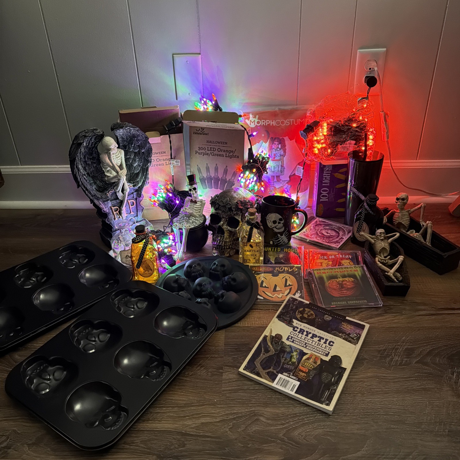 Halloween Huge Decor Lot Party Lights And Skeletons Figure Bake Ware CDs