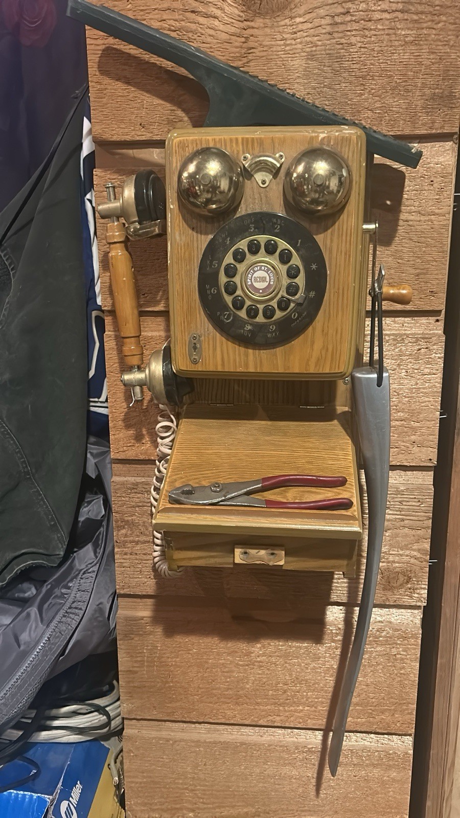 Old School Antique Phone.   What you see Is What You Get.   Respect