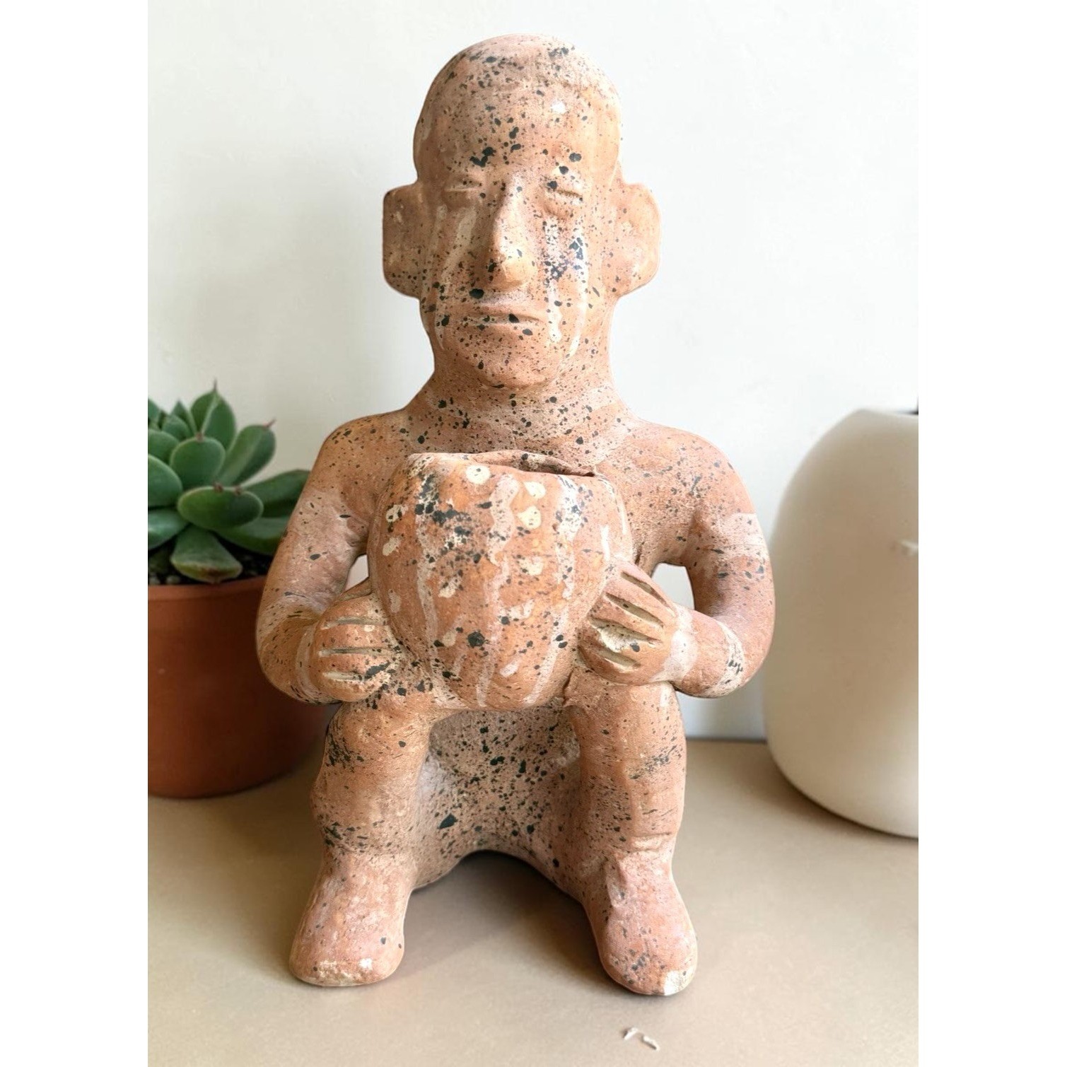 Vintage Pre-Columbian Style Terracotta Seated Figure Sculpture Folk Art 9" Vintage Pre-Columbian Style Terracotta Seated Figure Sculpture Folk Art 9"