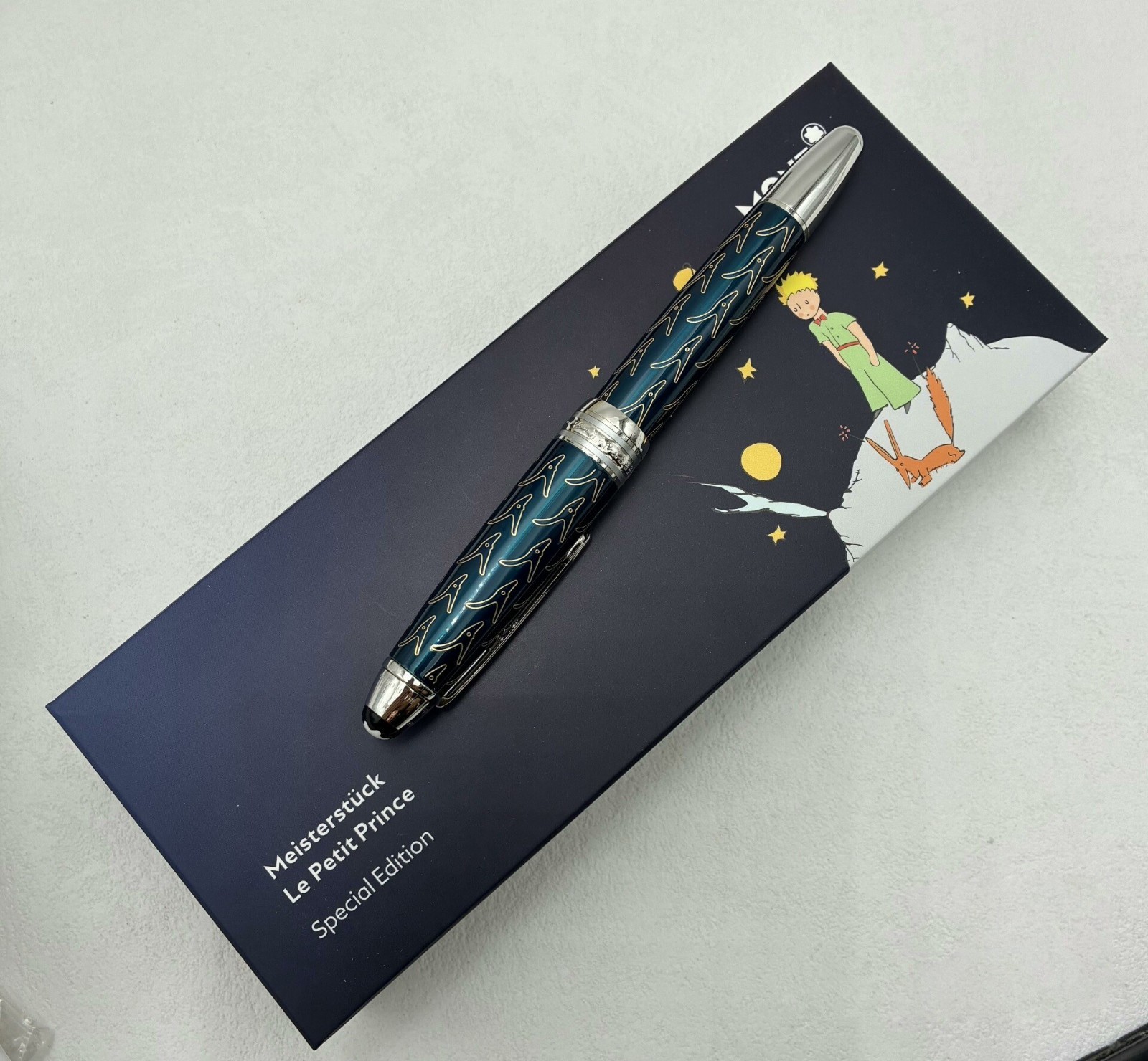 MONTBLANC Meisterstuck Le Petit Prince & Fox Silver Blue Original Fountain Pen MONTBLANC Meisterstuck Le Petit Prince & Fox Silver Blue Original Fountain Pen