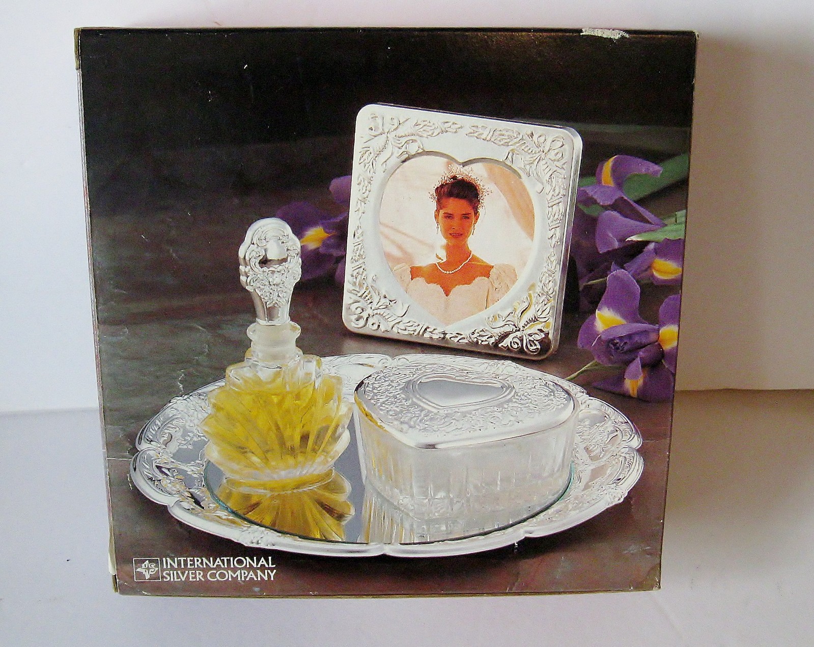 Vintage International Silver Company Mirror Brush etc Vanity Dresser Set 5pc NEW Vintage International Silver Company Mirror Brush etc Vanity Dresser Set 5pc NEW