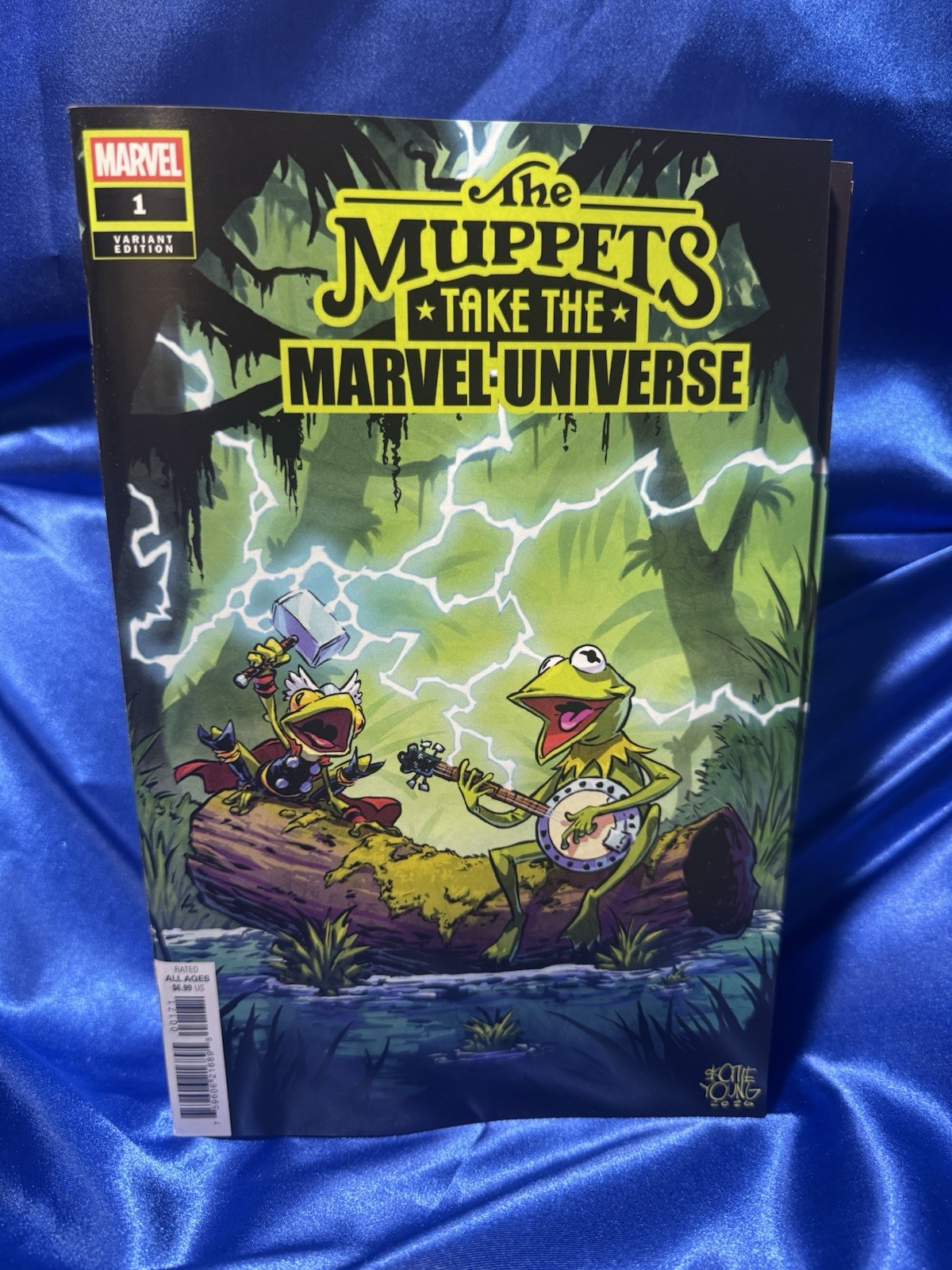 New - Marvel Muppets Take the Marvel Universe #1 Variant Cover - Skottie Young New - Marvel Muppets Take the Marvel Universe #1 Variant Cover - Skottie Young
