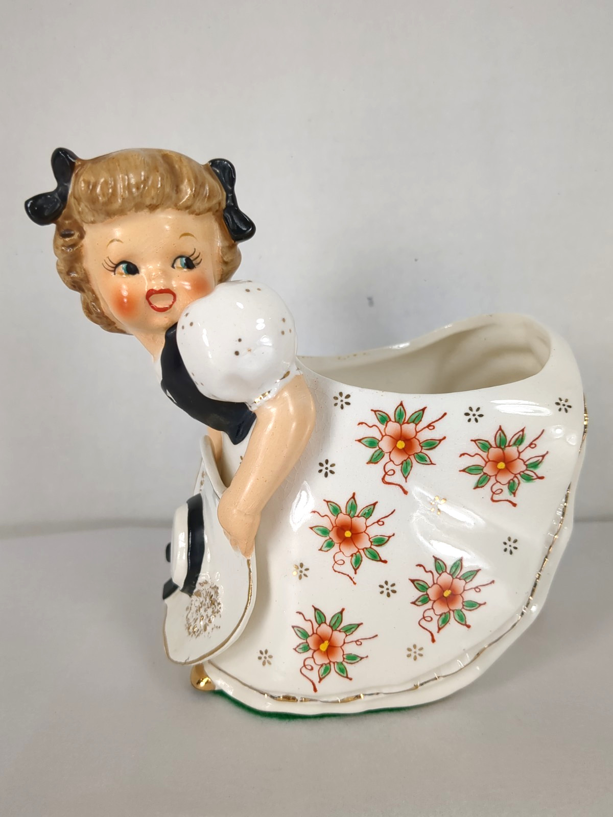 Vintage Royal Sealy Planter Vase Girl w Bonnet Gold Shoes MCM Japan 5.5” READ