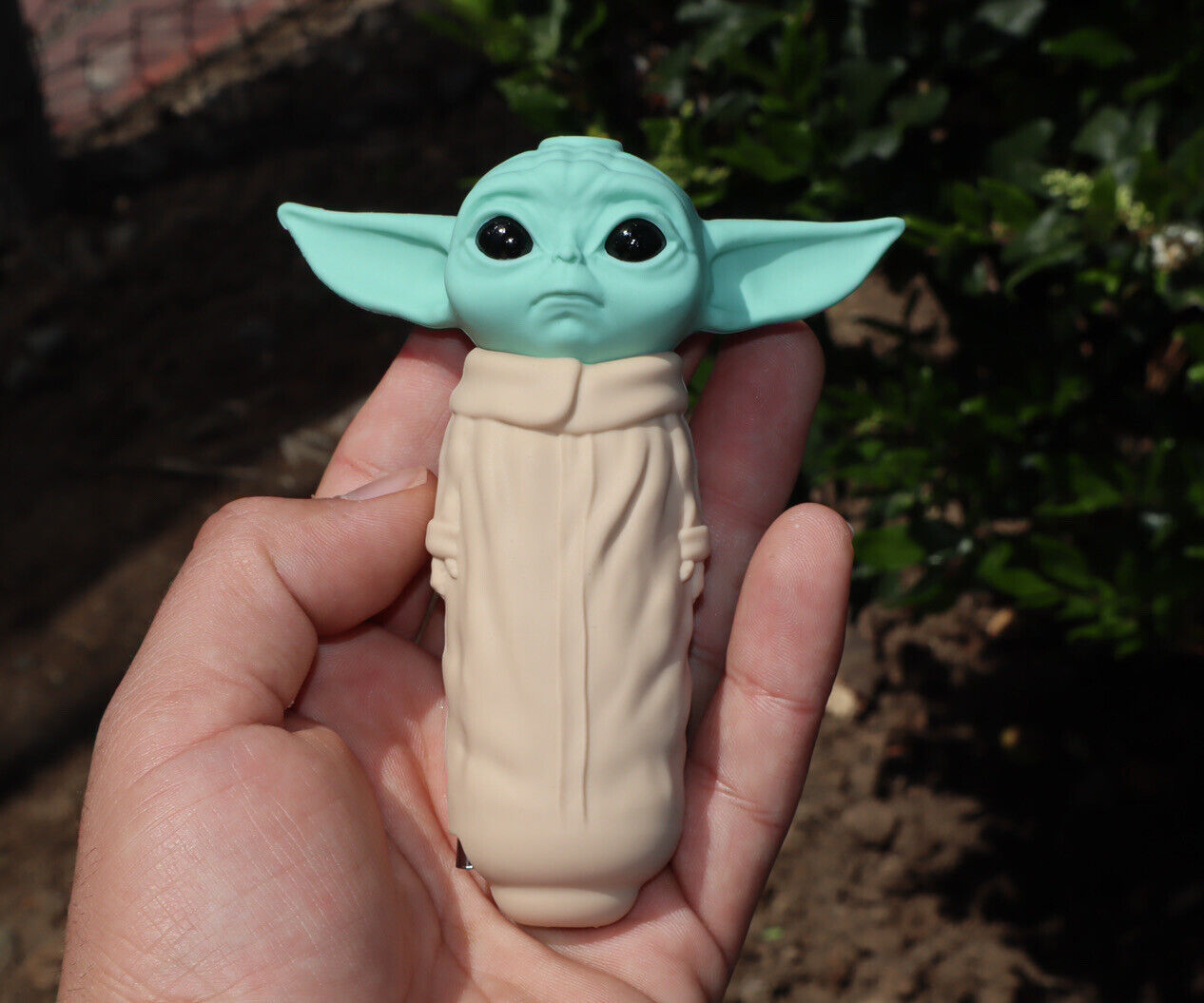 Collectible Star Wars Baby Yoda Silicone Smoking Pipe Glass Bowl Fast Shipping
