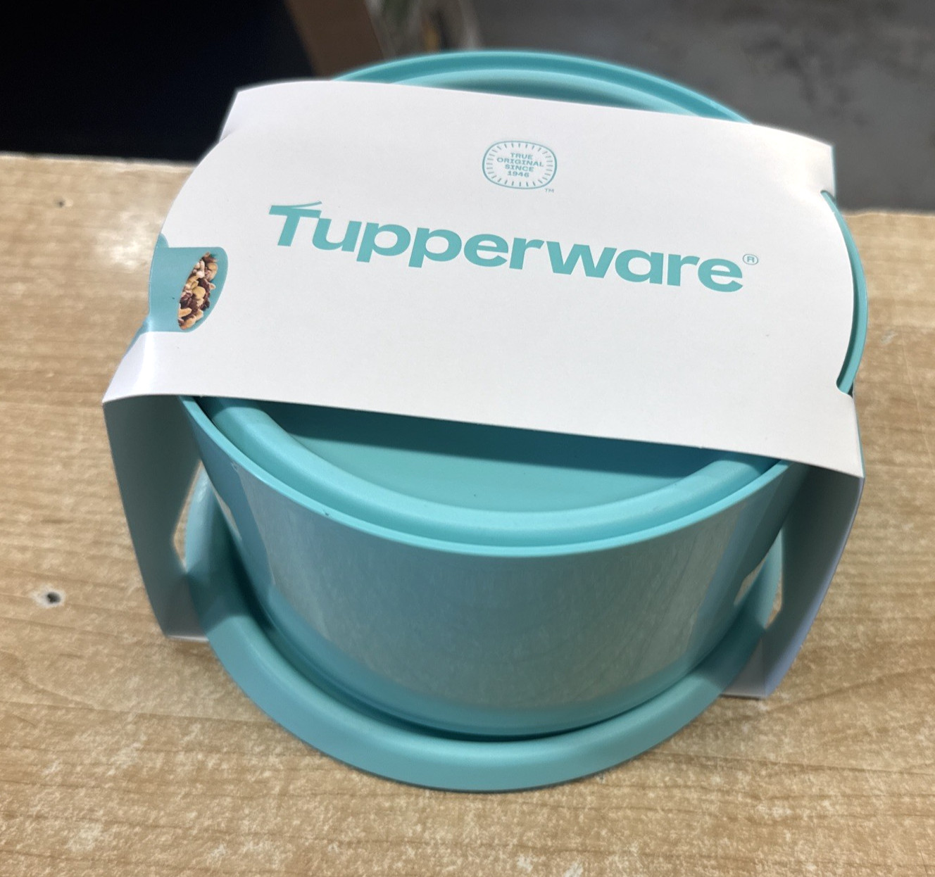 **Tupperware, Set of Three bowls with Lids, Teal Green, New A59 **Tupperware, Set of Three bowls with Lids, Teal Green, New A59