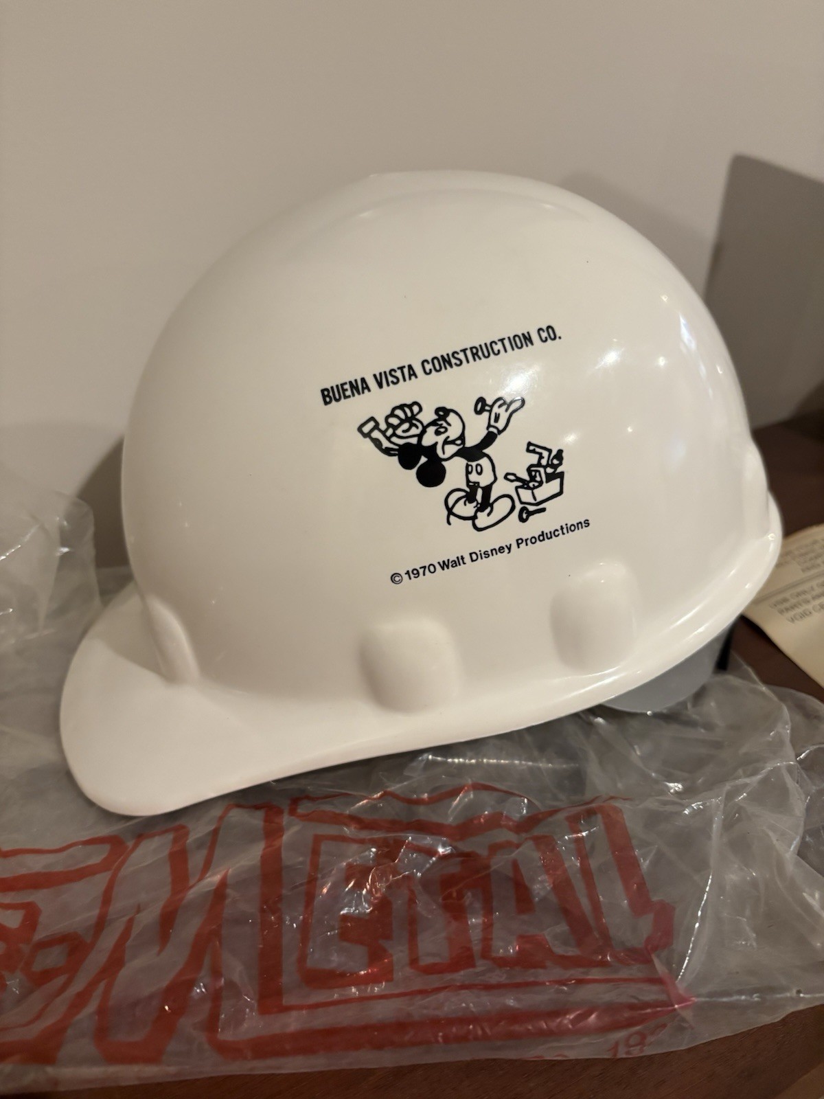 Rare NOS Vintage 1970 Walt Disney World Construction Hard Hat Fibre-Metal Rare NOS Vintage 1970 Walt Disney World Construction Hard Hat Fibre-Metal