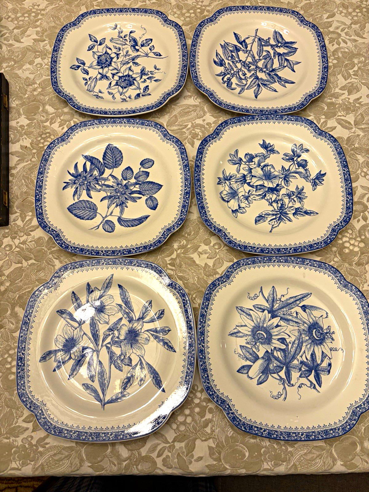 Spode Blue Room Collection Set of 6 Square Blue Floral Ceramic Decorative 9” Spode Blue Room Collection Set of 6 Square Blue Floral Ceramic Decorative 9”