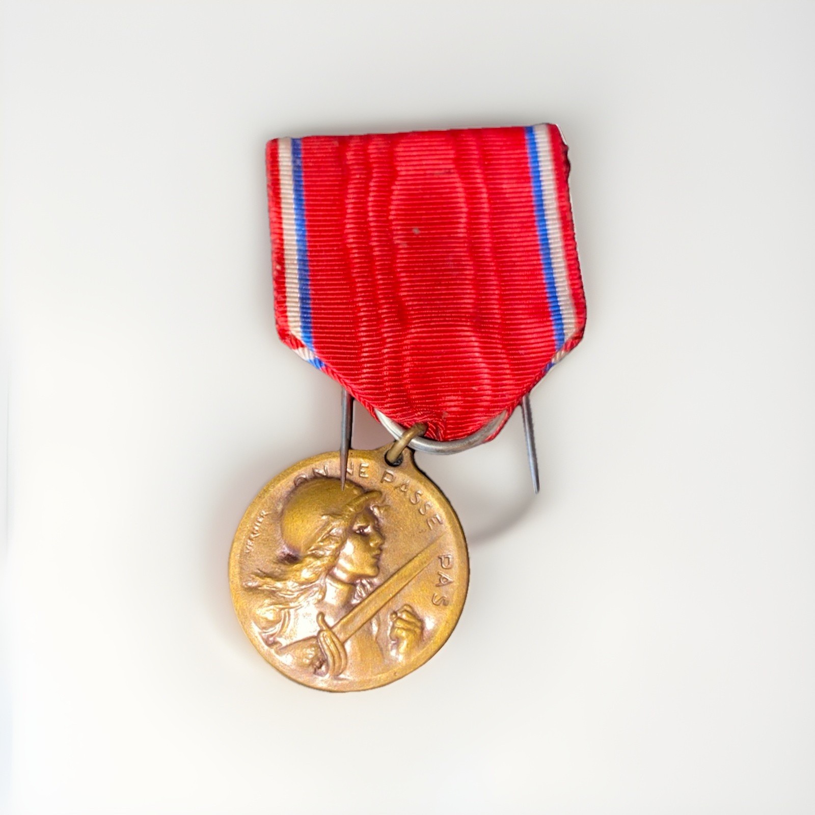 Original WWI AEF verdun Metal Box Certificate 323rd Field Artillery Vernier Original WWI AEF verdun Metal Box Certificate 323rd Field Artillery Vernier