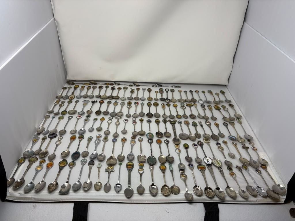 200 Vintage Souvenir Spoons Huge Mixed Lot Travel Cities Countries & More 200 Vintage Souvenir Spoons Huge Mixed Lot Travel Cities Countries & More