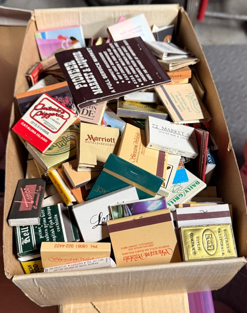 40+ Vintage Matches/Matchbook Lot Random Selection/Restaurant/Hotel/Casino/Inns 40+ Vintage Matches/Matchbook Lot Random Selection/Restaurant/Hotel/Casino/Inns
