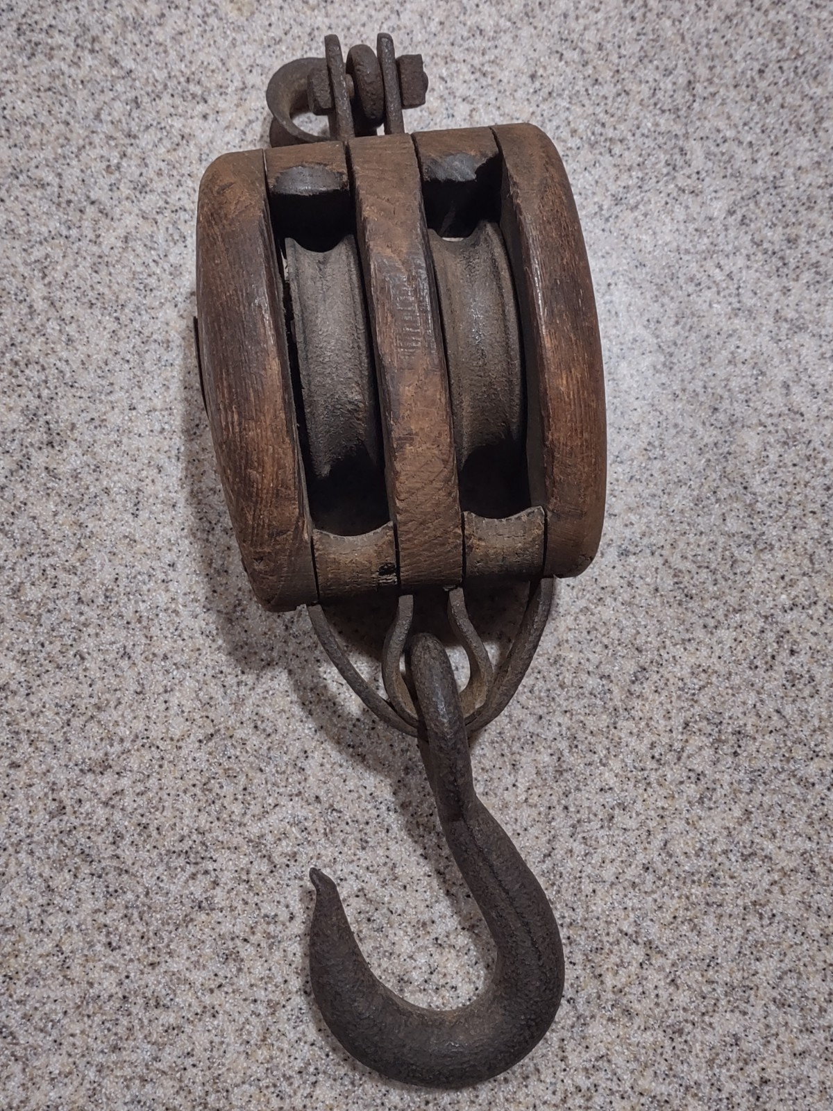 Nice Vintage Block and Tackle Pulley with Hook Nice Vintage Block and Tackle Pulley with Hook
