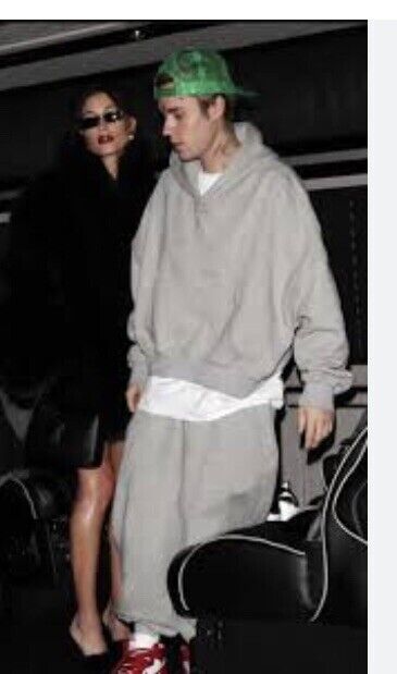Gray Shirt Justin Bieber Wore Long Sleeve Gray Sweatshirt