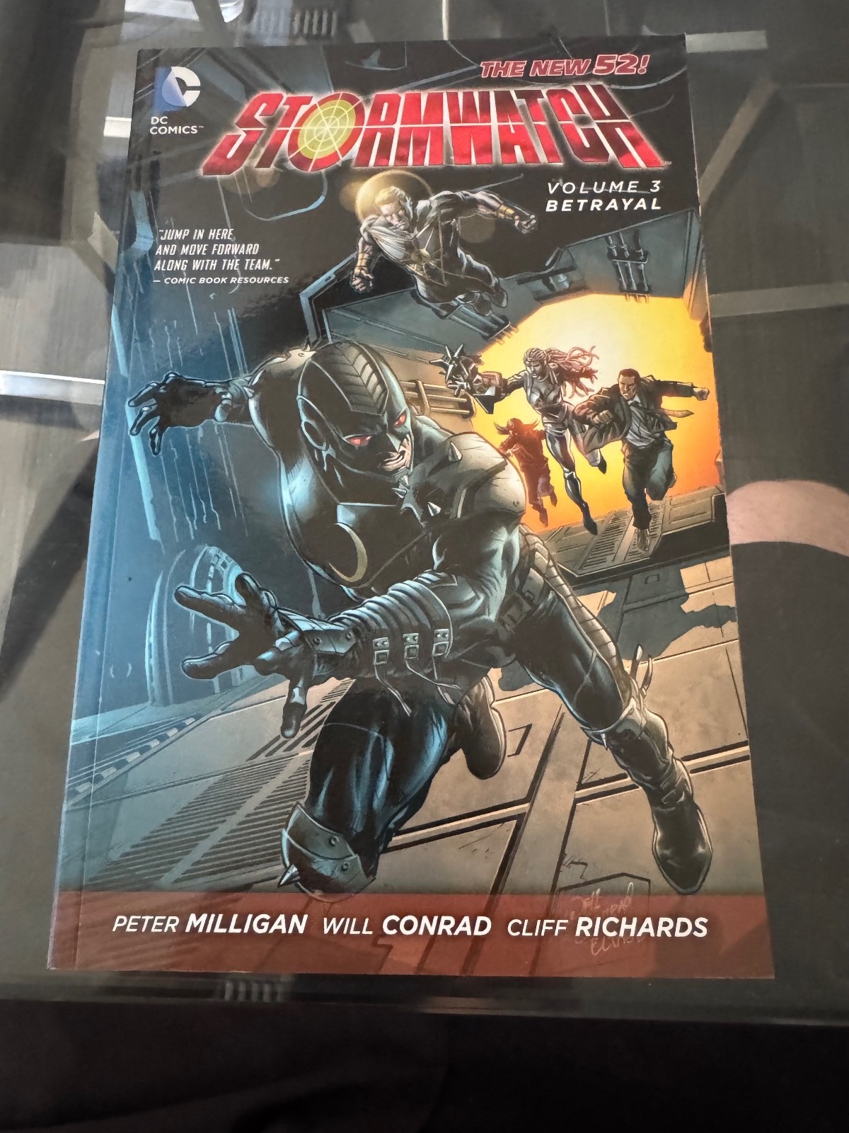 Stormwatch: Betrayal Vol. 3 - TPB - Peter Milligan - 2013 - DC Comics Stormwatch: Betrayal Vol. 3 - TPB - Peter Milligan - 2013 - DC Comics