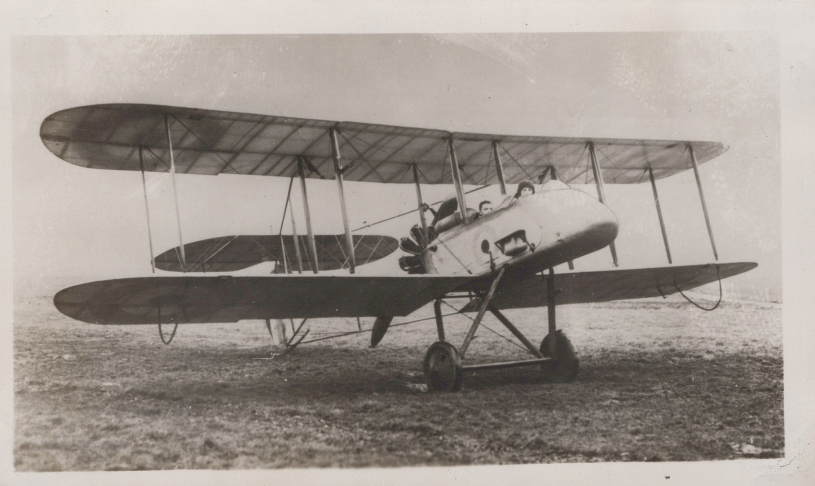 Vickers FB9 airplane WW1 airfield Europe 1915 - c1940s Photo Vickers FB9 airplane WW1 airfield Europe 1915 - c1940s Photo