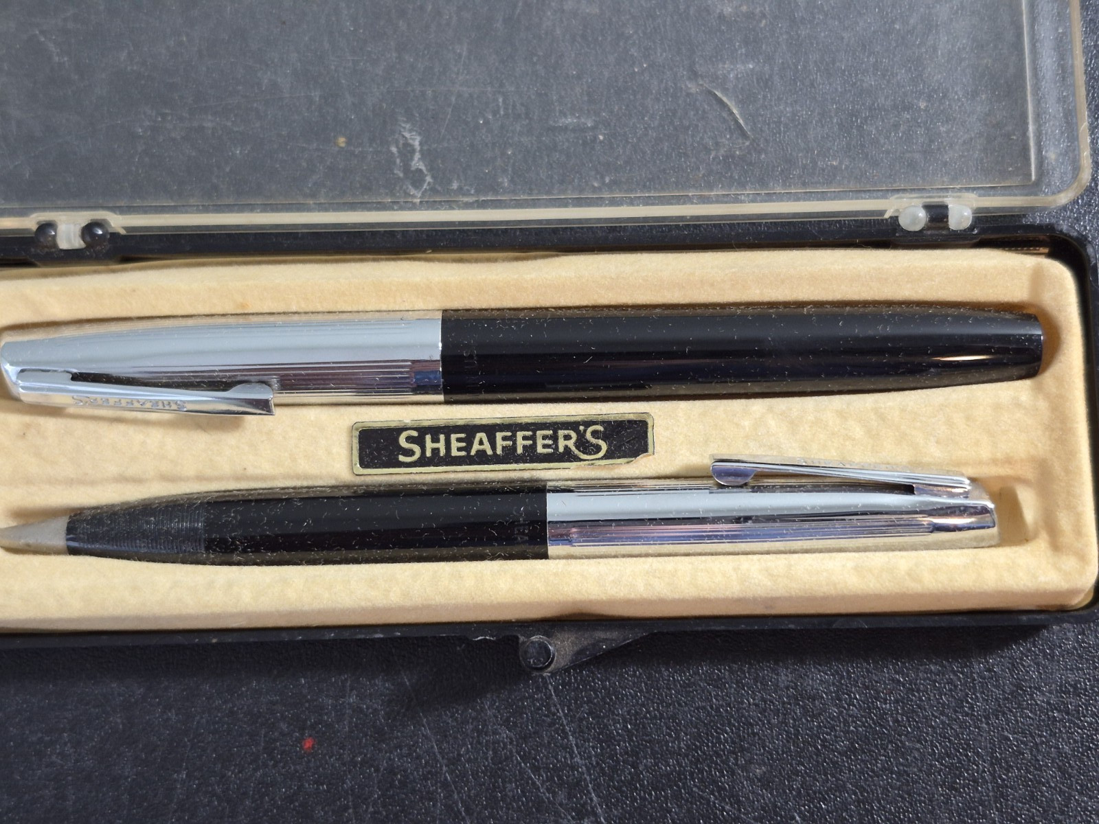 Vtg. Shaeffer 202-203 Writing Set (Fountain Pen & Mechanical Pencil) Vtg. Shaeffer 202-203 Writing Set (Fountain Pen & Mechanical Pencil)