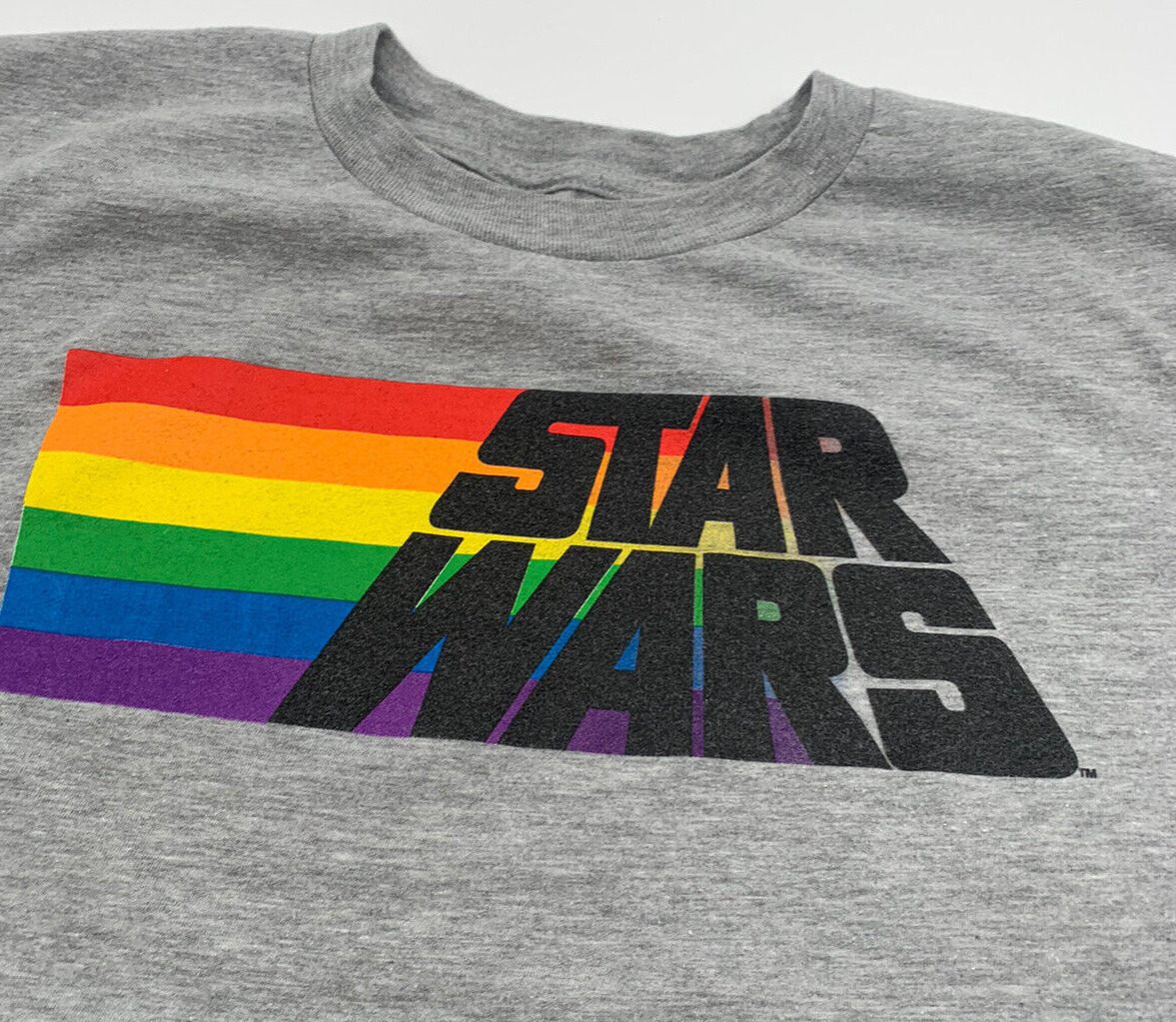 Star Wars Gay Pride T-Shirt Sz Medium Disney Rainbow Collection Limited Edition