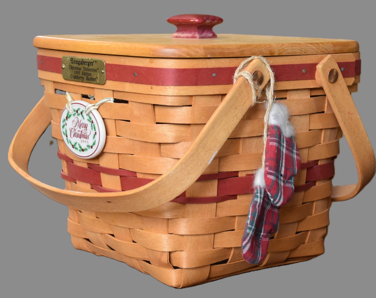 Vtg Longaberger '95 Cranberry Basket w/Lid,Protector, Xmas Tie On, Fabric Mitten Vtg Longaberger '95 Cranberry Basket w/Lid,Protector, Xmas Tie On, Fabric Mitten