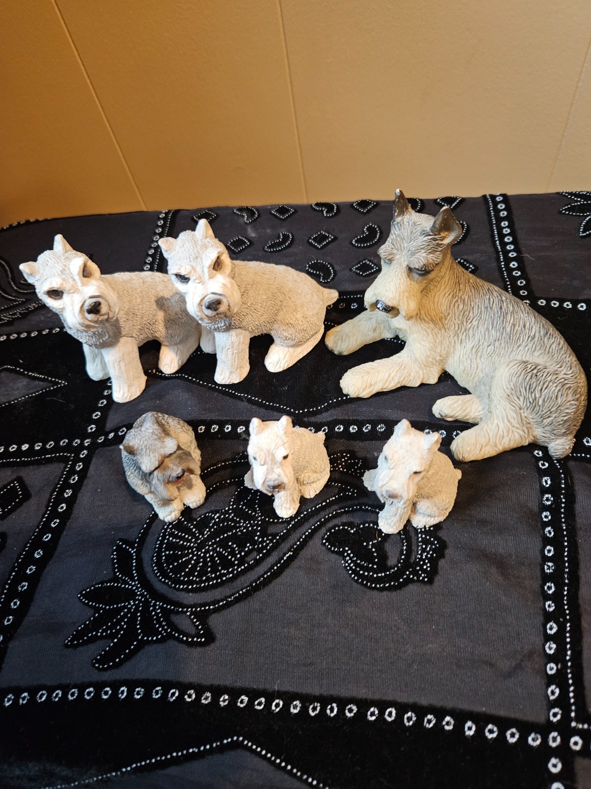 Lot of 6 Schnauzer figurines-Stone Critters and Russ Lot of 6 Schnauzer figurines-Stone Critters and Russ