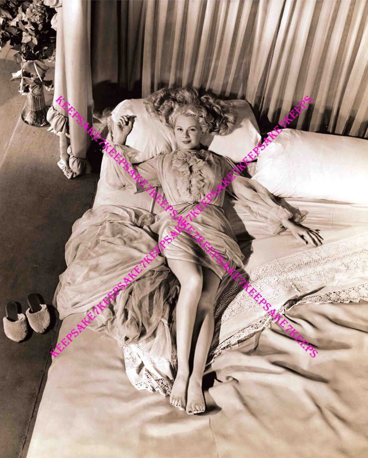ACTRESS ADELE JERGENS GORGEOUS ON HER BACK IN BED LEGGY BAREFOOT PHOTO A-AJ4