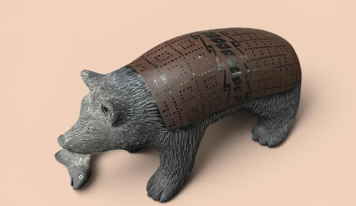 Mata Ortiz Pottery Black Bear Fish Effigy Mimbres Paquime Handmade Art Mexican Mata Ortiz Pottery Black Bear Fish Effigy Mimbres Paquime Handmade Art Mexican