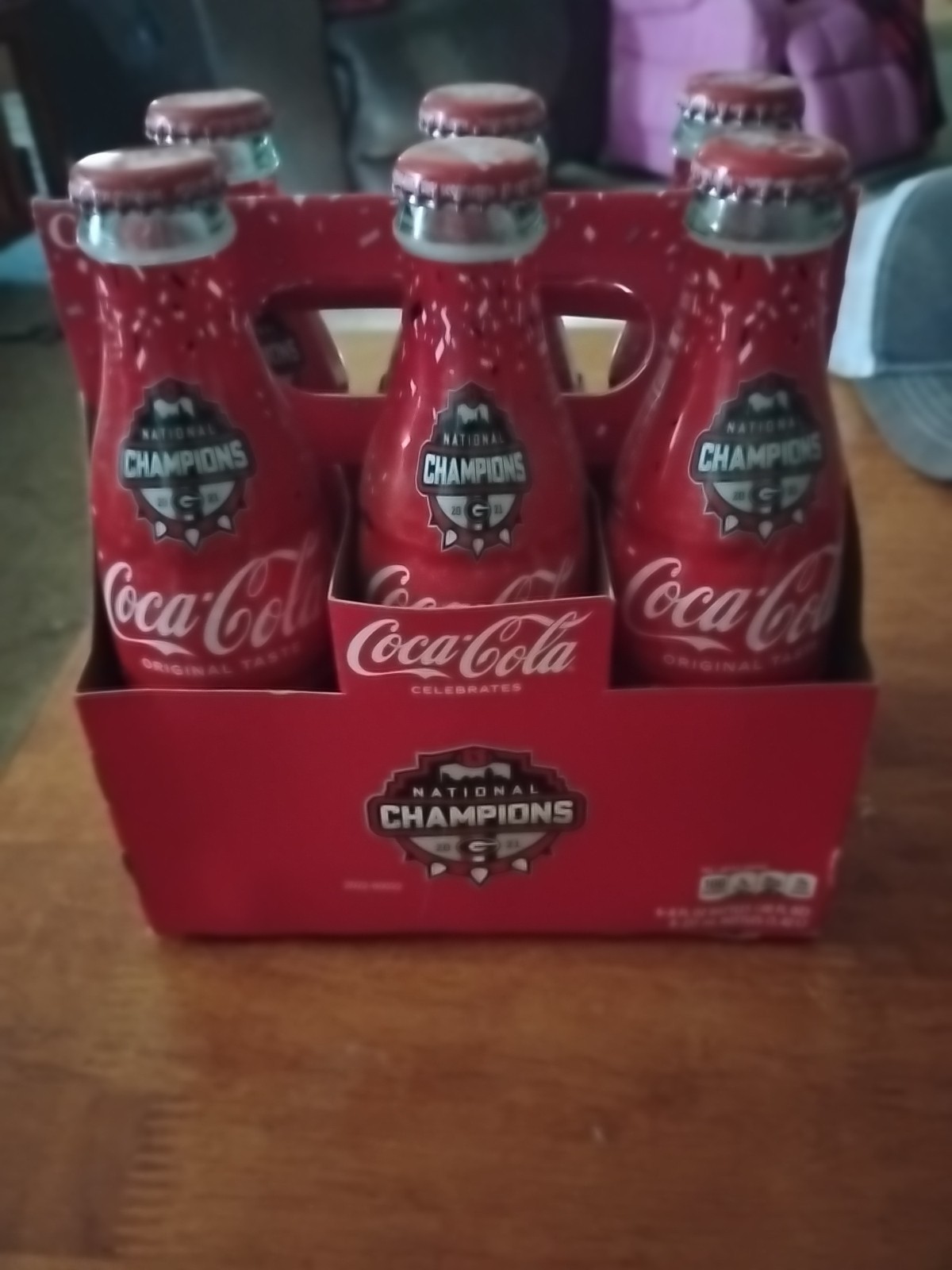 Georgia Bulldogs 2021 National Championship Coca-Cola / 6 Pack -- Full Bottles Georgia Bulldogs 2021 National Championship Coca-Cola / 6 Pack -- Full Bottles