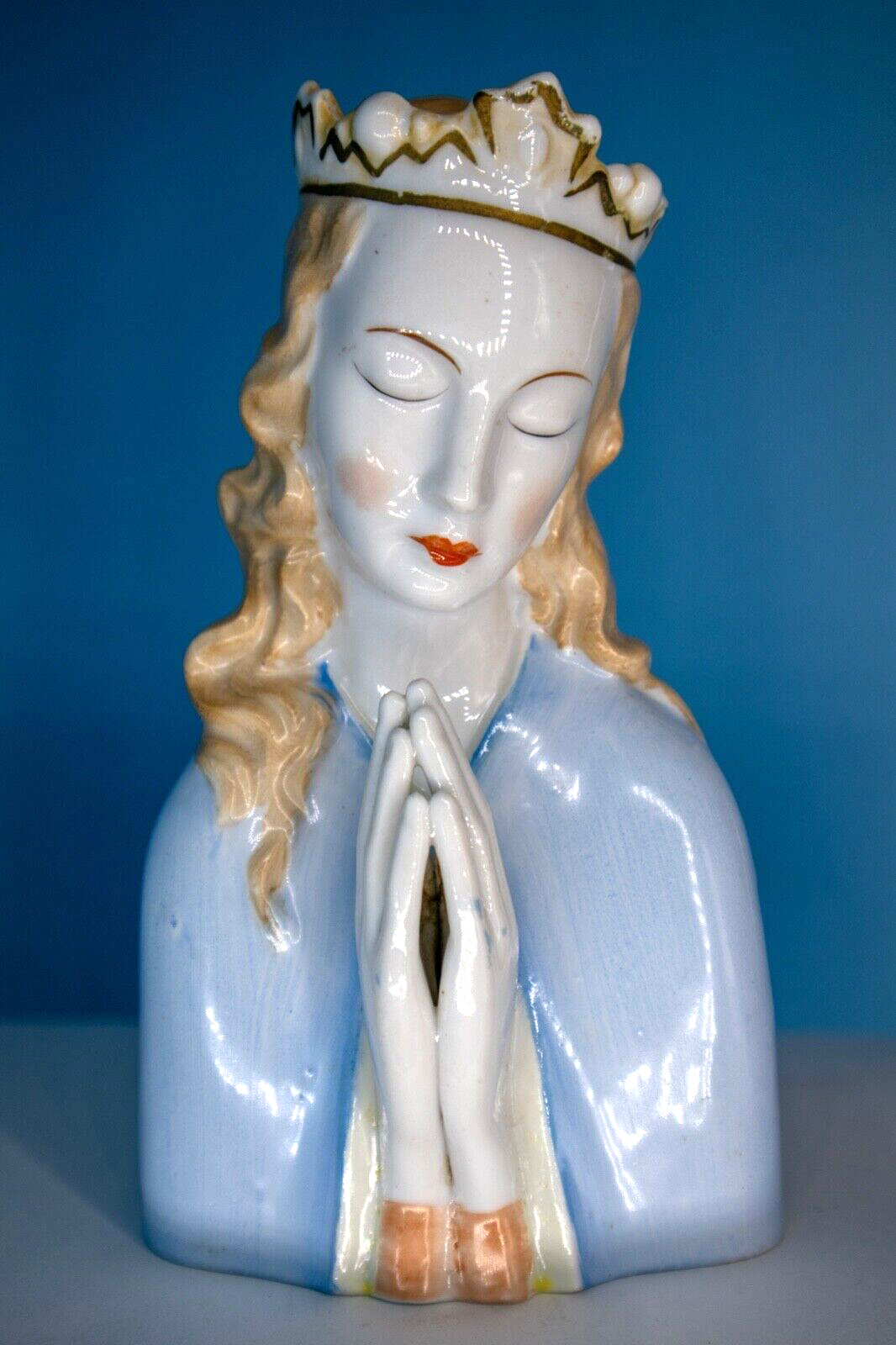 L&M Vintage Bone China Praying Madonna with Crown Figurine - 6 Inches Tall