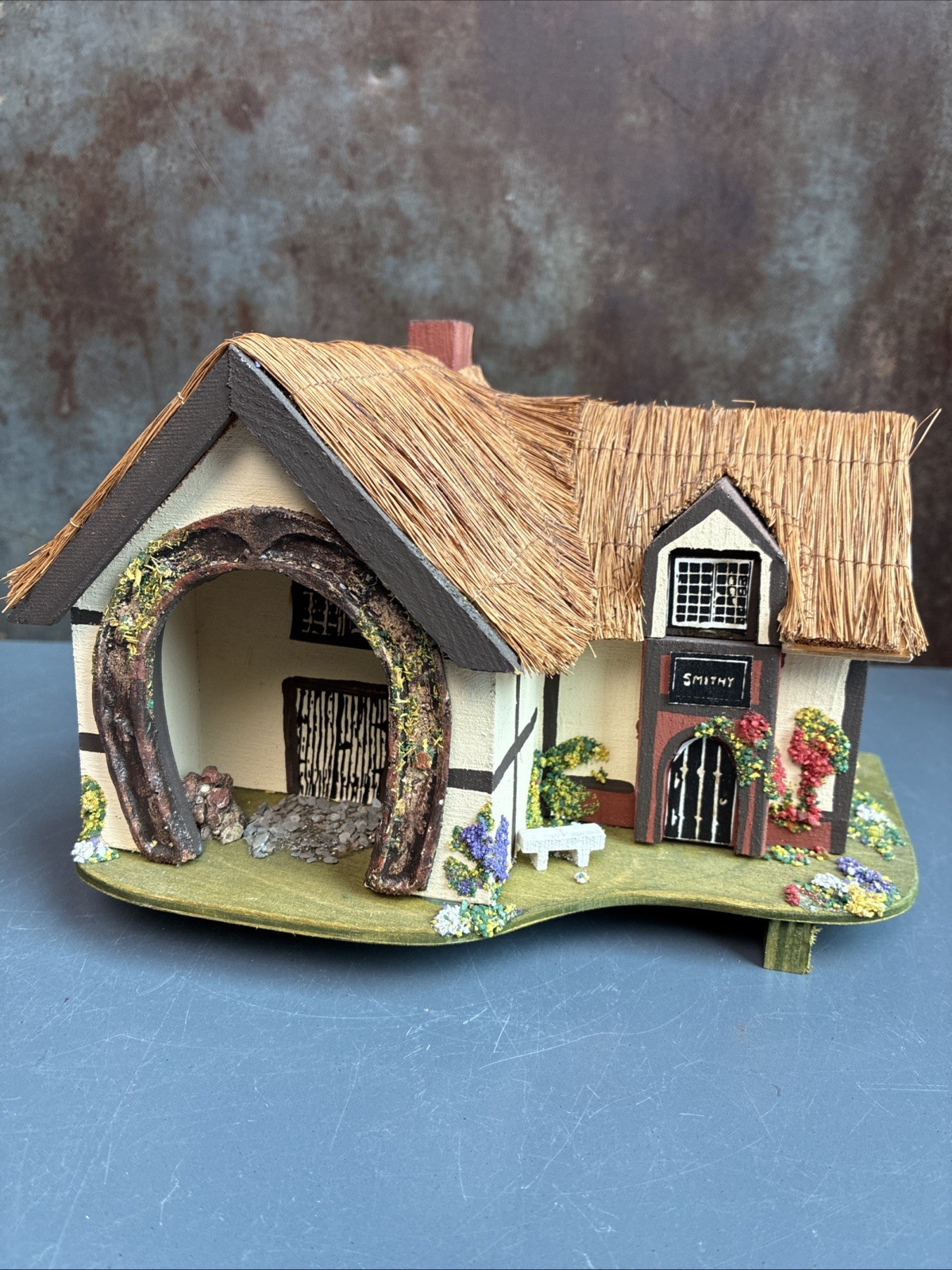 Pauline Ralph Vintage Thatched Roof Music Box Made in England Pauline Ralph Vintage Thatched Roof Music Box Made in England