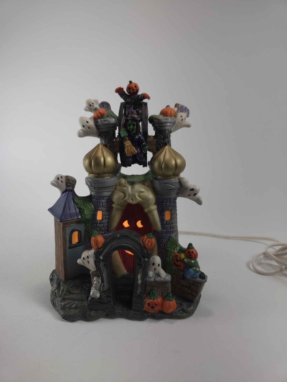 Spooky Hollow Lighted Wheel Castle W/ Box 8" Tall Halloween Spooky Hollow Lighted Wheel Castle W/ Box 8" Tall Halloween