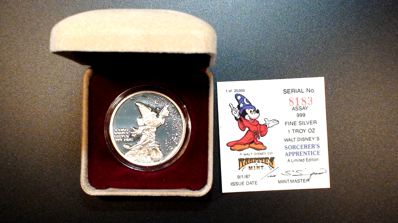 1987 DISNEY SORCERER'S APPRENTICE 1 OZ .999 SILVER COIN IN CAPSULE WITH COA 1987 DISNEY SORCERER'S APPRENTICE 1 OZ .999 SILVER COIN IN CAPSULE WITH COA