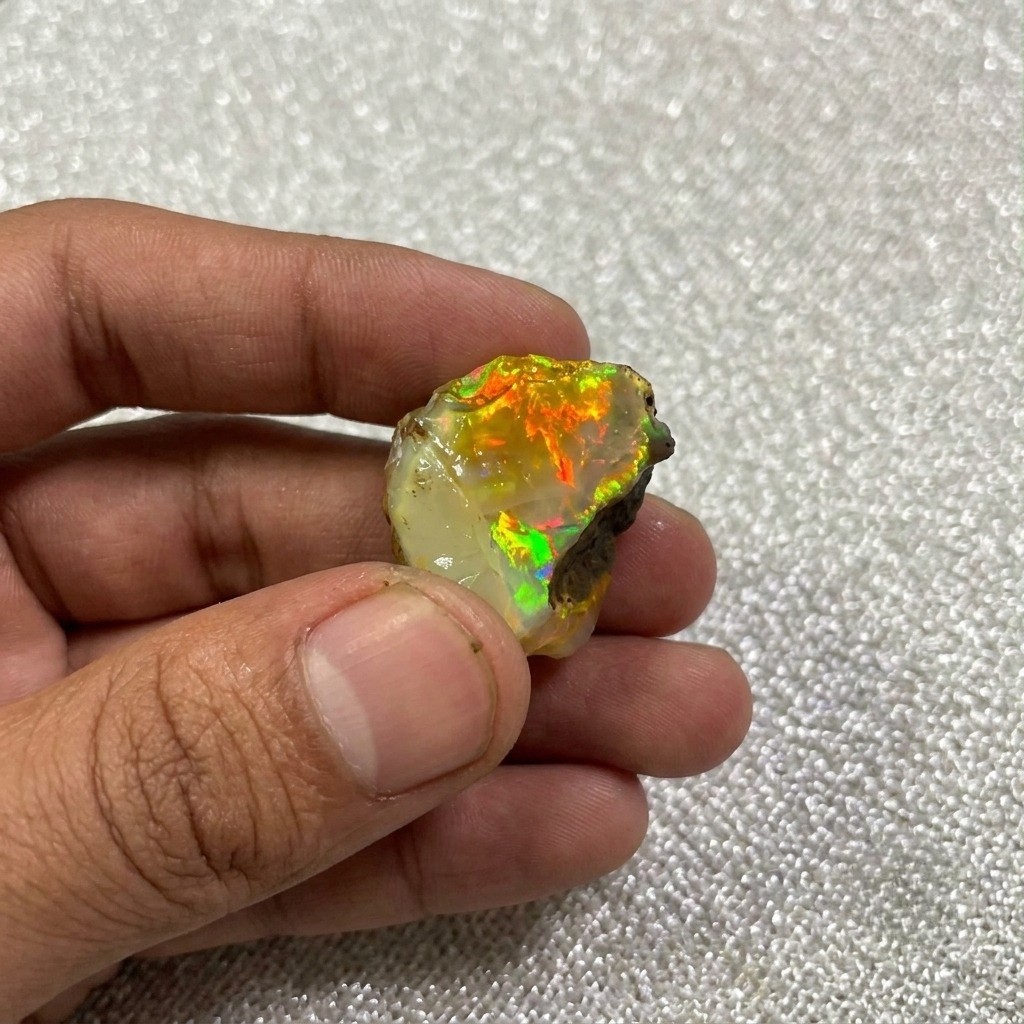 32.60 Carat Natural Ethiopian Opal oil rough cabbing, Welo Opal Rough 32.60 Carat Natural Ethiopian Opal oil rough cabbing, Welo Opal Rough