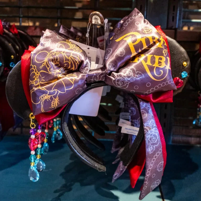Tokyo Disney Resort Pirates of the Caribbean Minnie Ears Headband Ribbon Japan Tokyo Disney Resort Pirates of the Caribbean Minnie Ears Headband Ribbon Japan
