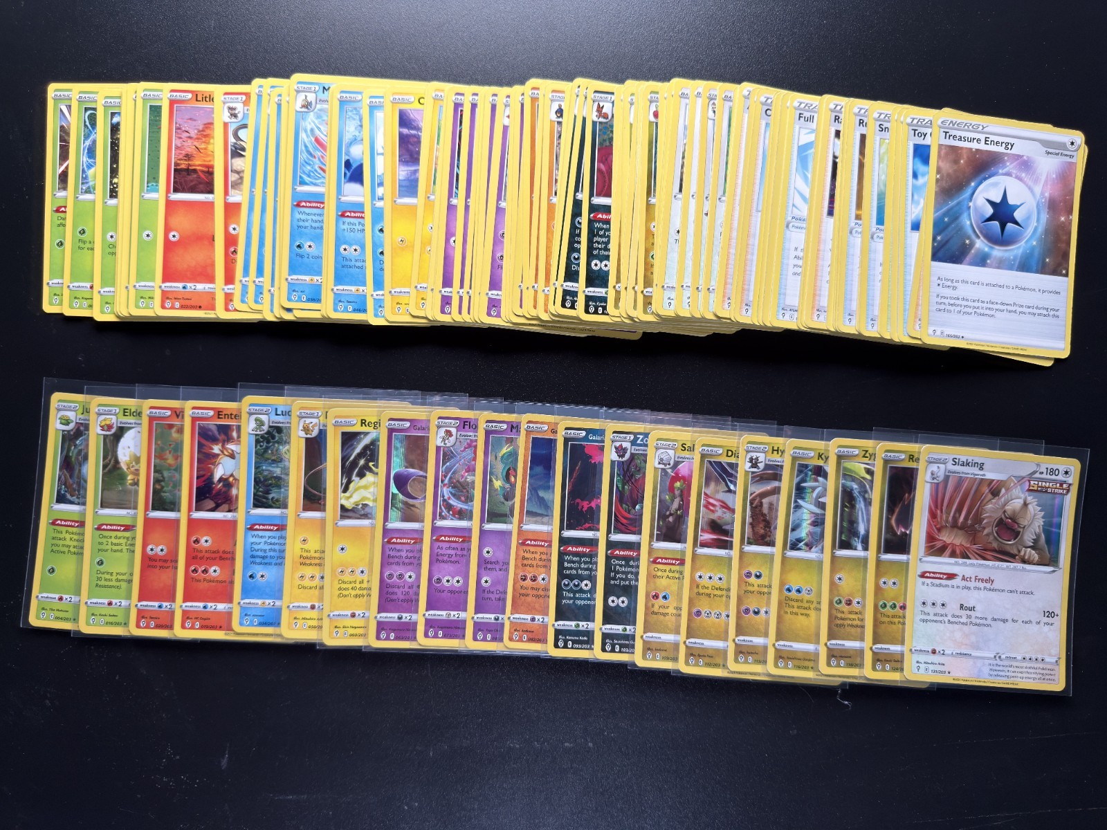 Pokemon TCG Evolving Skies - Complete Common/Uncommon/Holo Set - 132 Cards NM